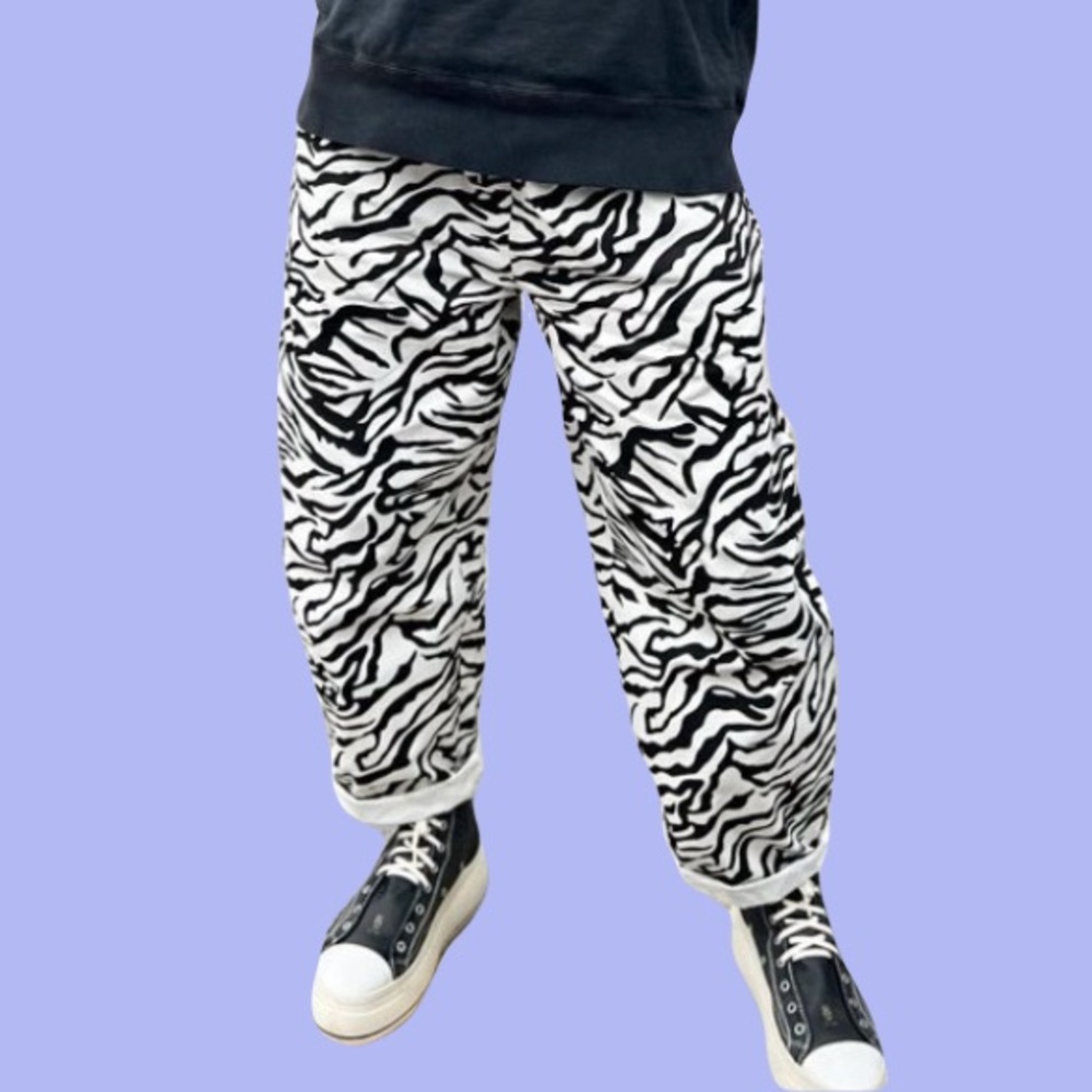 RED SKY Zebra Barrel Pants